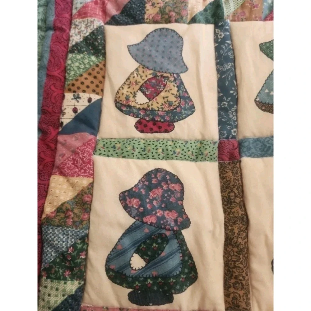 Sun Bonnet Sue Little Quilt 21 X 16 Handmade Wall, Baby Doll, Sunbonnet Vintage